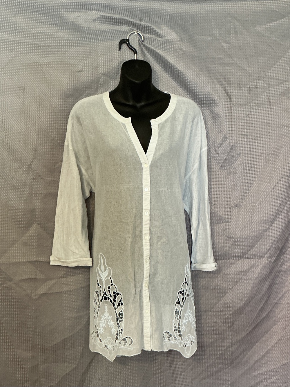 Meadow Rue White Embroidered Button-Front Tunic